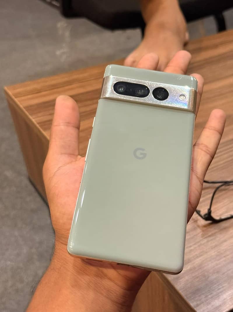 Google Pixel 7 Pro 6