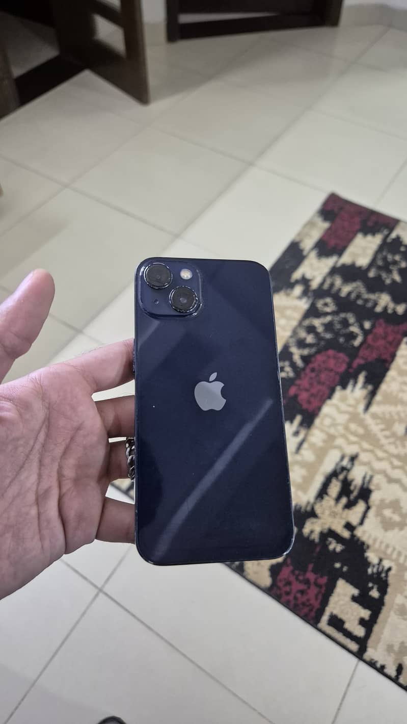 Apple iPhone 13 0