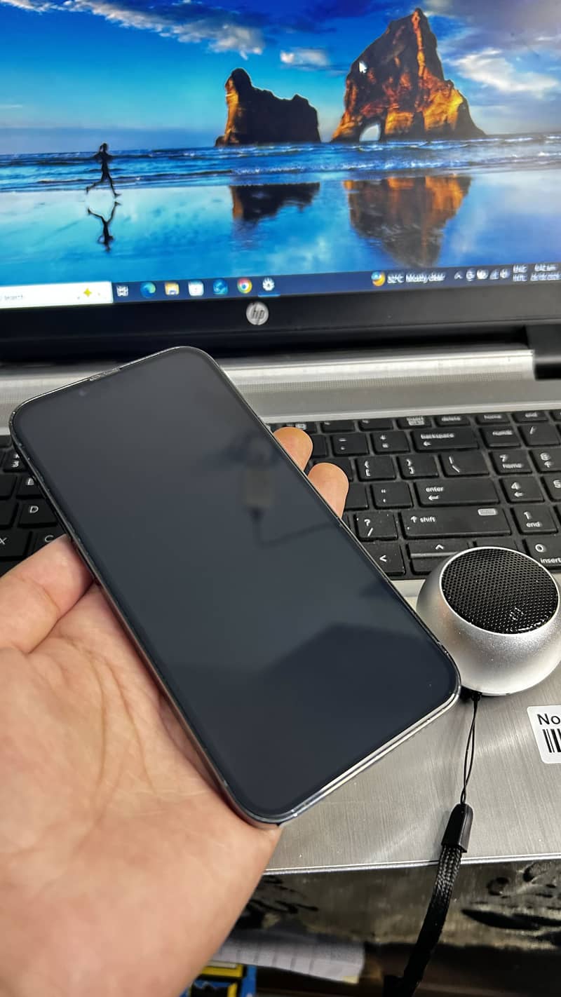 Apple iPhone 13 Pro 6