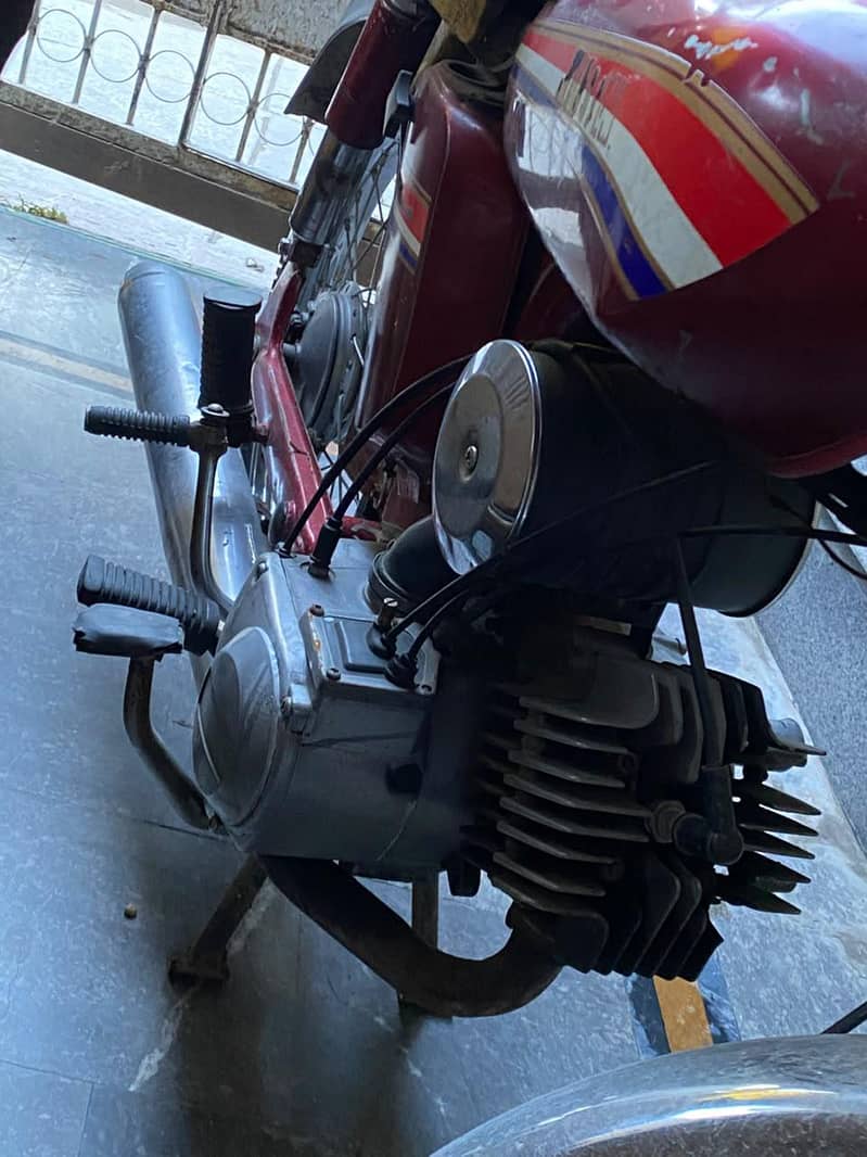 Yamaha 5