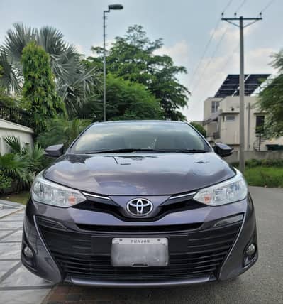 Toyota Yaris ativ x cvt 1.5