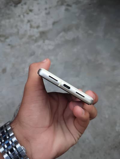 google pixel 7  8 ram 128 alll ok koi masla nhi he official pta he