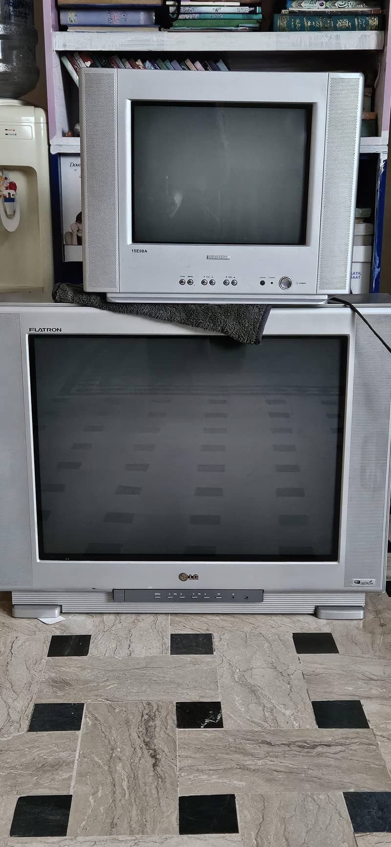 old tv,s 0