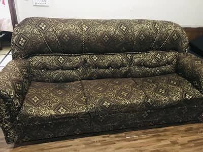 Complete Sofa set of 1, 2 & 3 seater are available