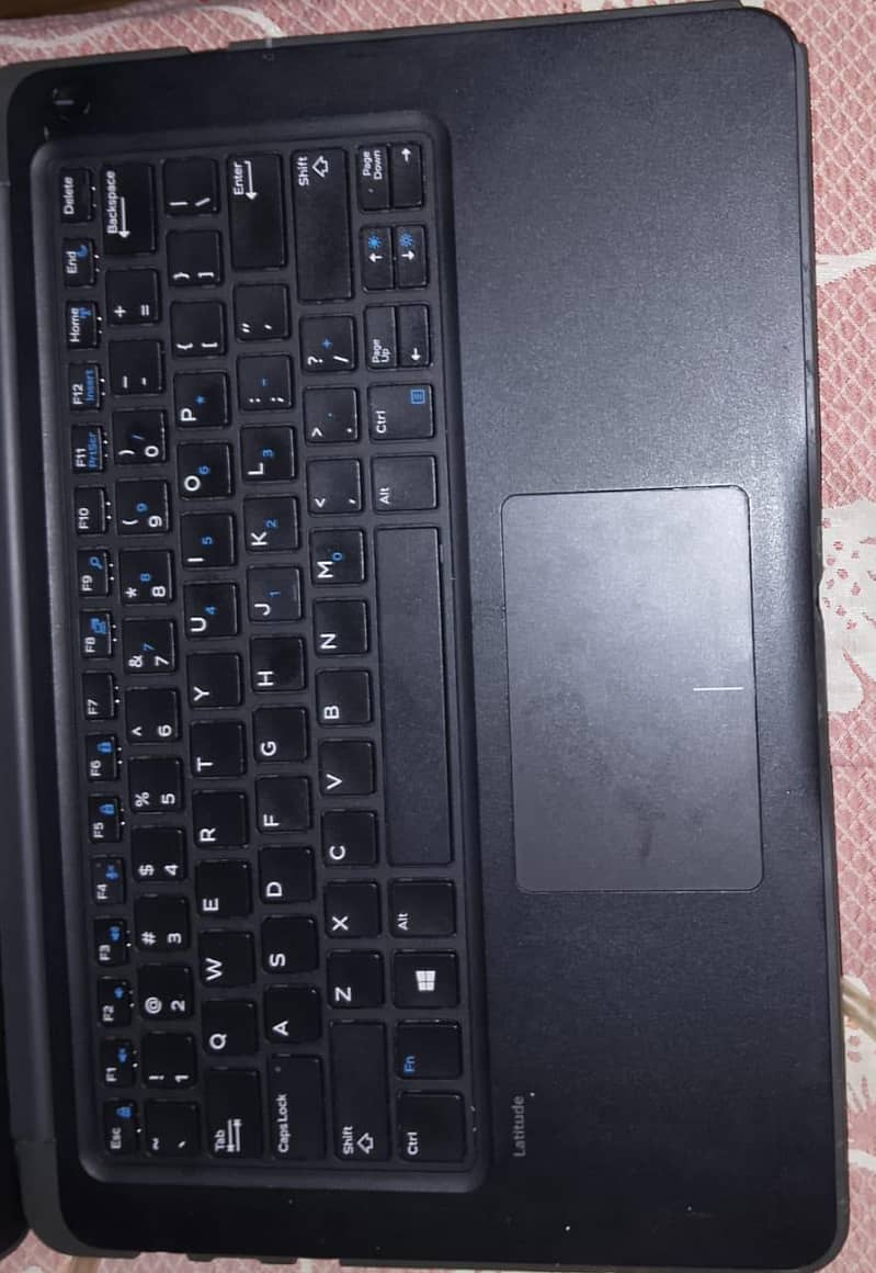 laptop  1