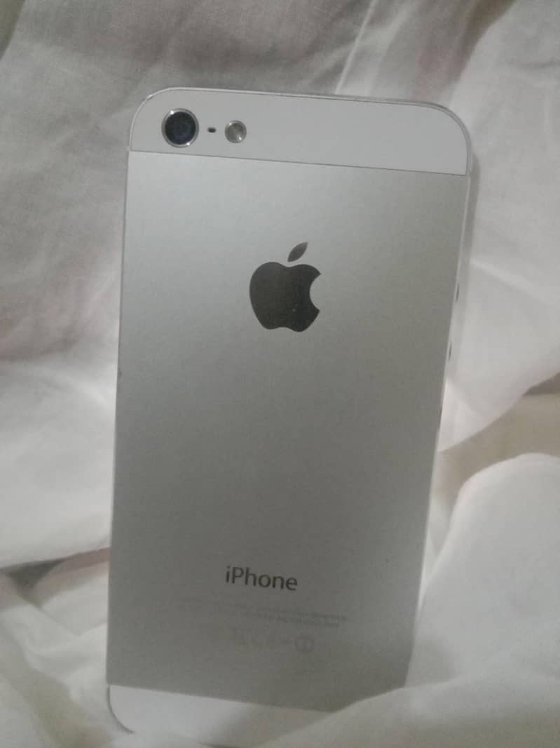 Apple iPhone 5 0