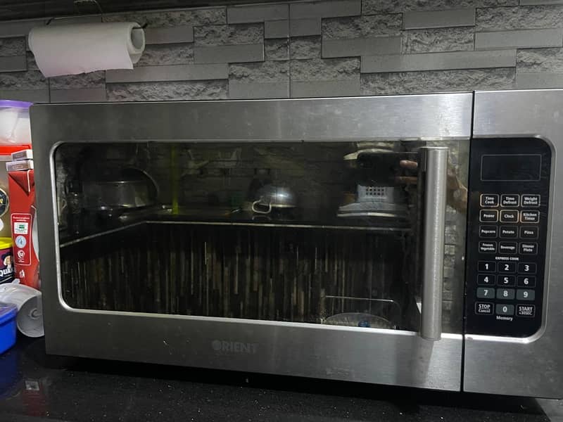 Microwave Oven 1