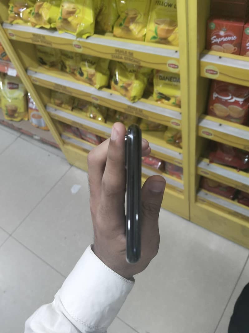 Apple iPhone 7 Plus 3