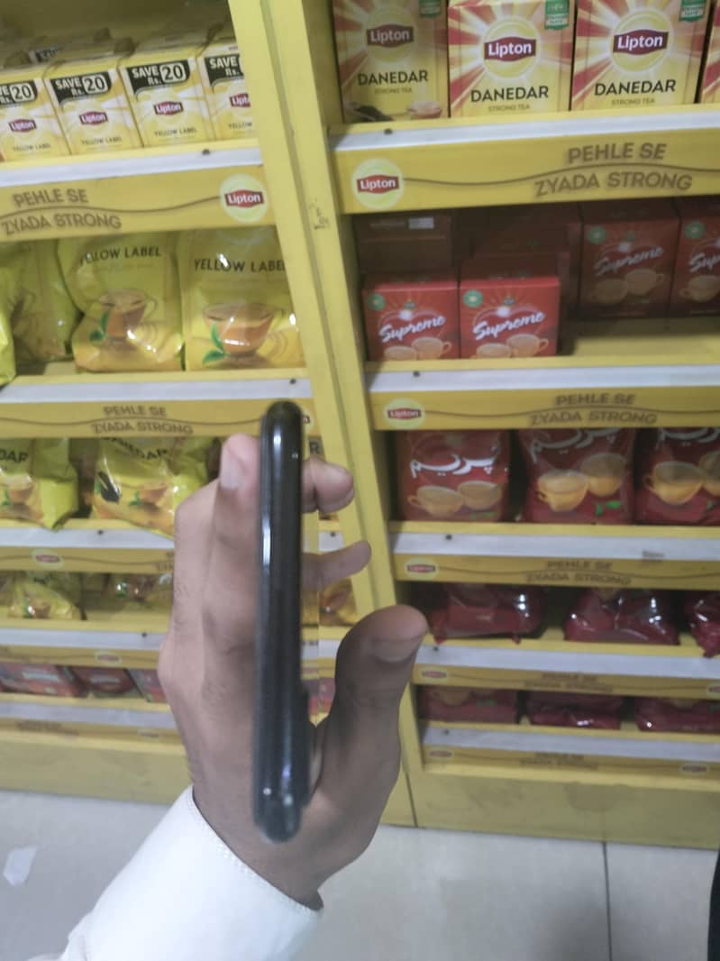 Apple iPhone 7 Plus 6