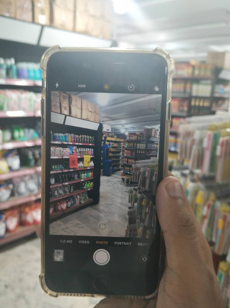 Apple iPhone 7 Plus 9