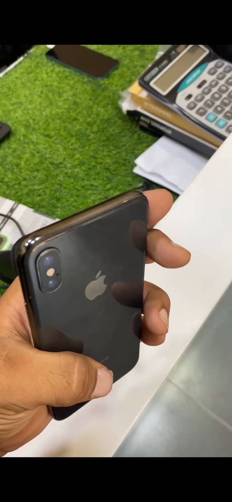 Apple iPhone X 0