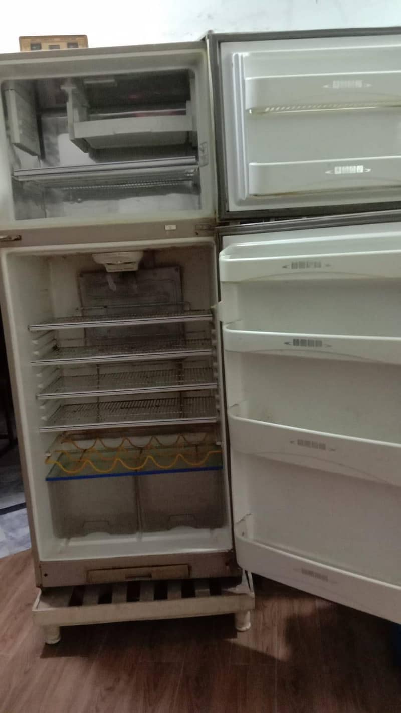 refrigerator 1