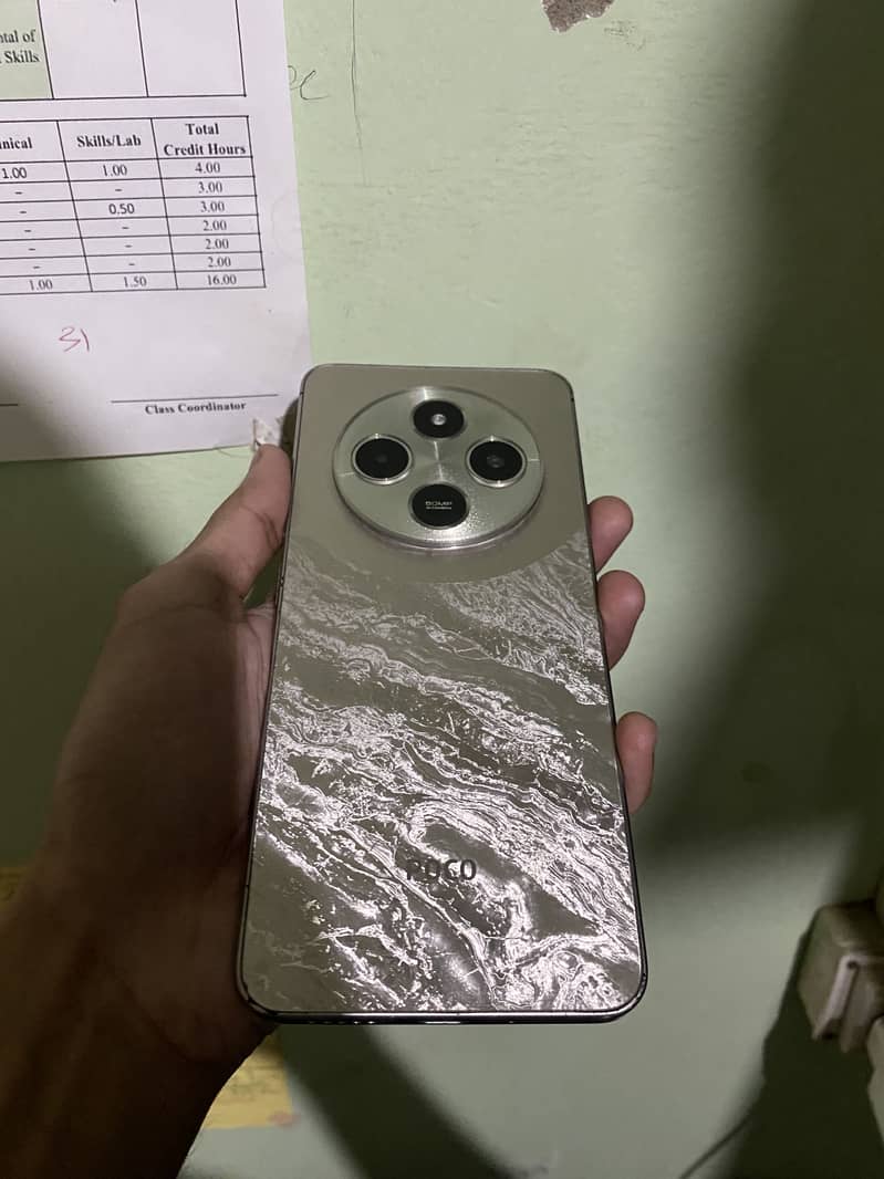Xiaomi POCO C75 1