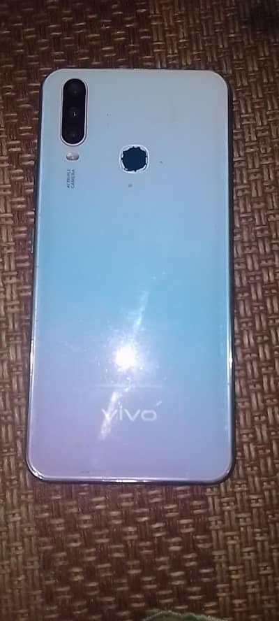 Vivo y17