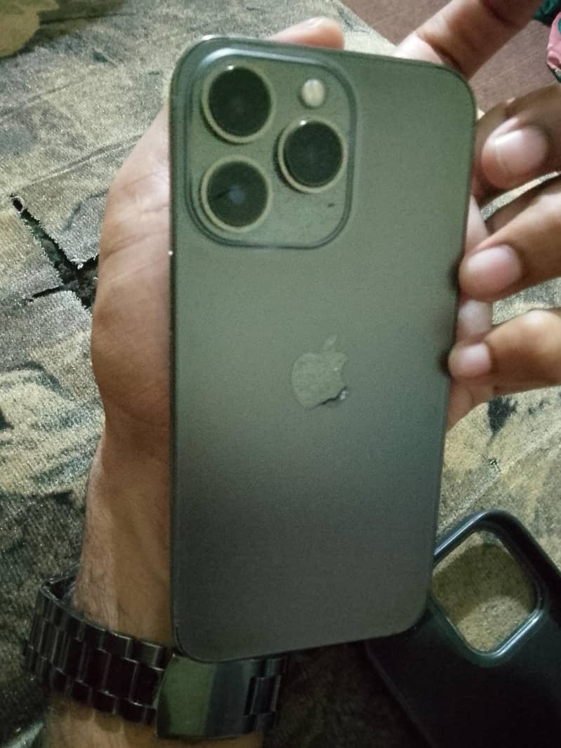 Apple iPhone 13 Pro 0