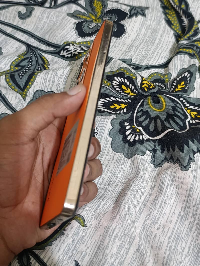 Infinix Note 30 1