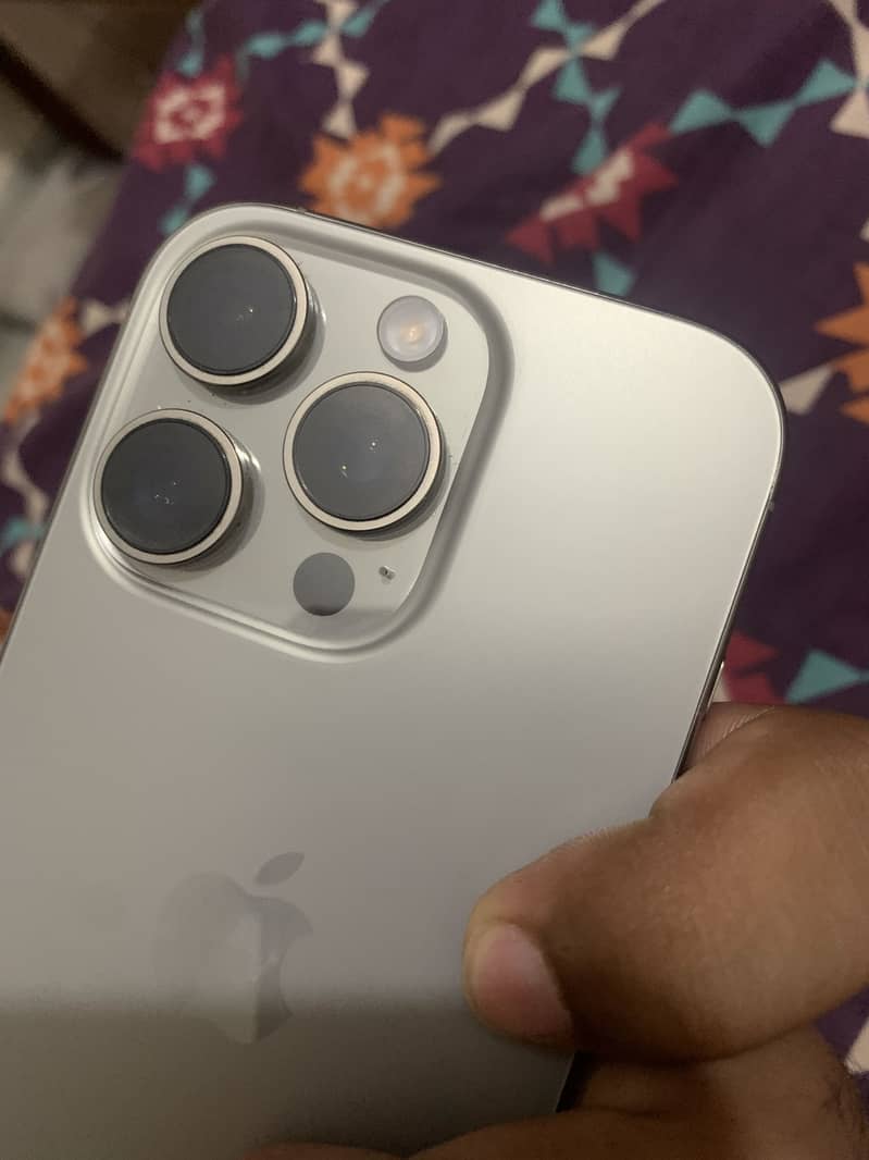 Apple iPhone 16 Pro bypass 6