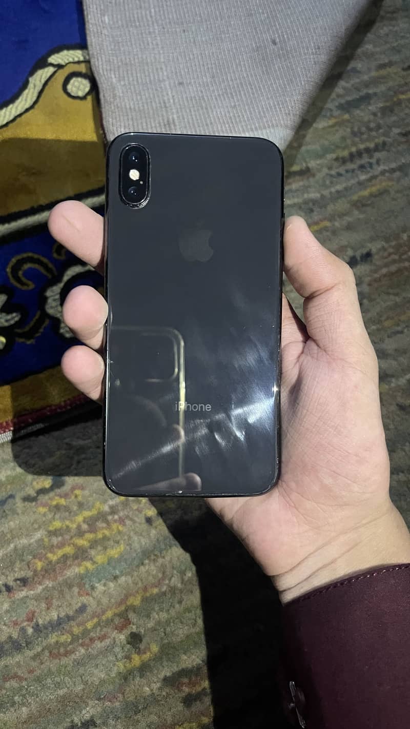 Apple iPhone X 4
