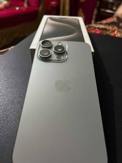 Apple iPhone 15 Pro Max