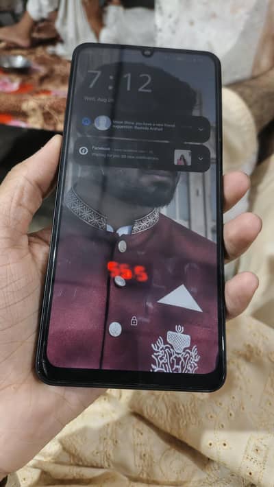 Honor 10 play 3+3 6 64 hai. call kro  sim call and Whatsapp call