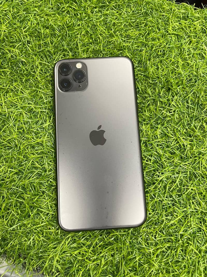 Apple iPhone 11 Pro Max 0