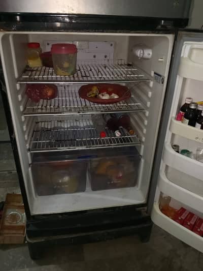 Orient refrigerator use to home