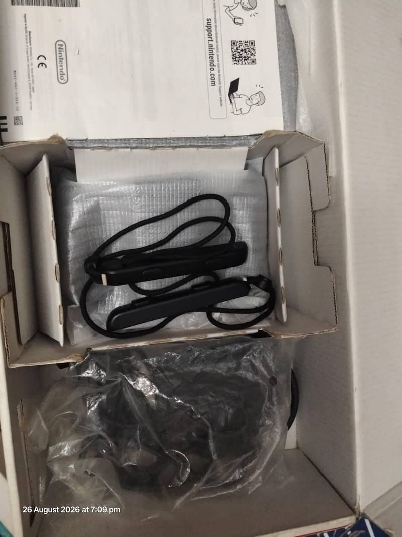 Nintendo switch 1 2