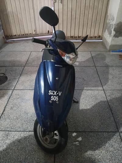 petrol Scooty (Genuine Japanese Scooty for Sale )