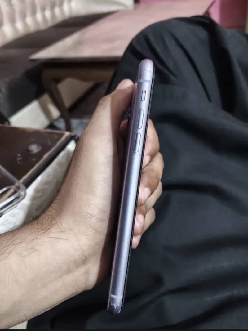 Apple iPhone 11 Only sale No exchange 3
