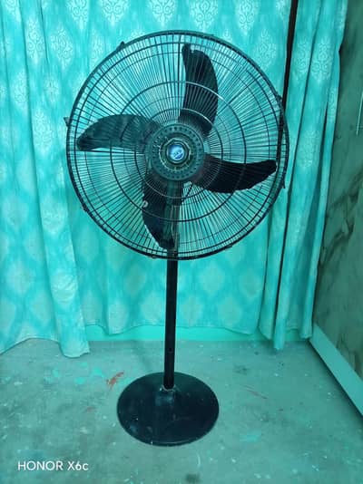 GFC Pedestal Fan 24 Inch