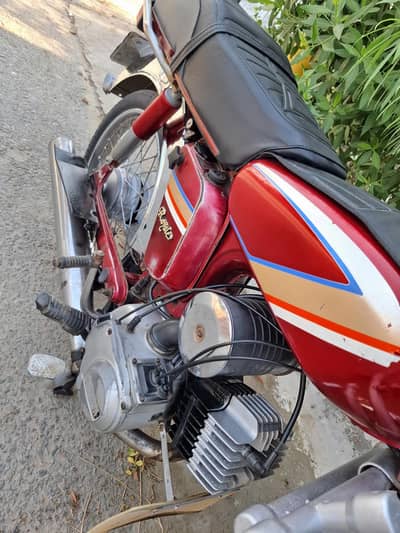 Yamaha 2 stoke for sale