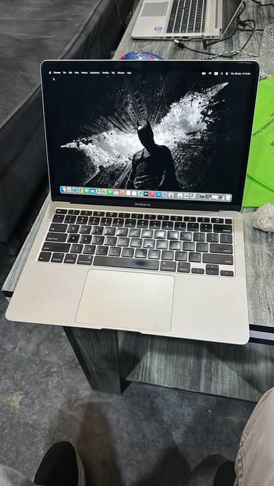 Macbook Air 2020 13.3 inch Retina display