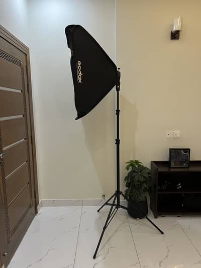 Godox Soft Box 60x60 with S type bracket and stand
