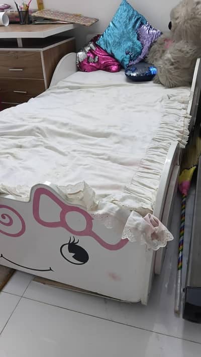 HELLO KITTY BED IN CHEAP PRICE BRAND NEW