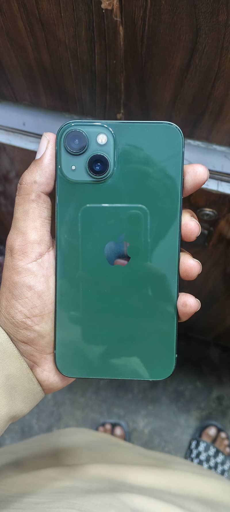 Apple iPhone 13 4