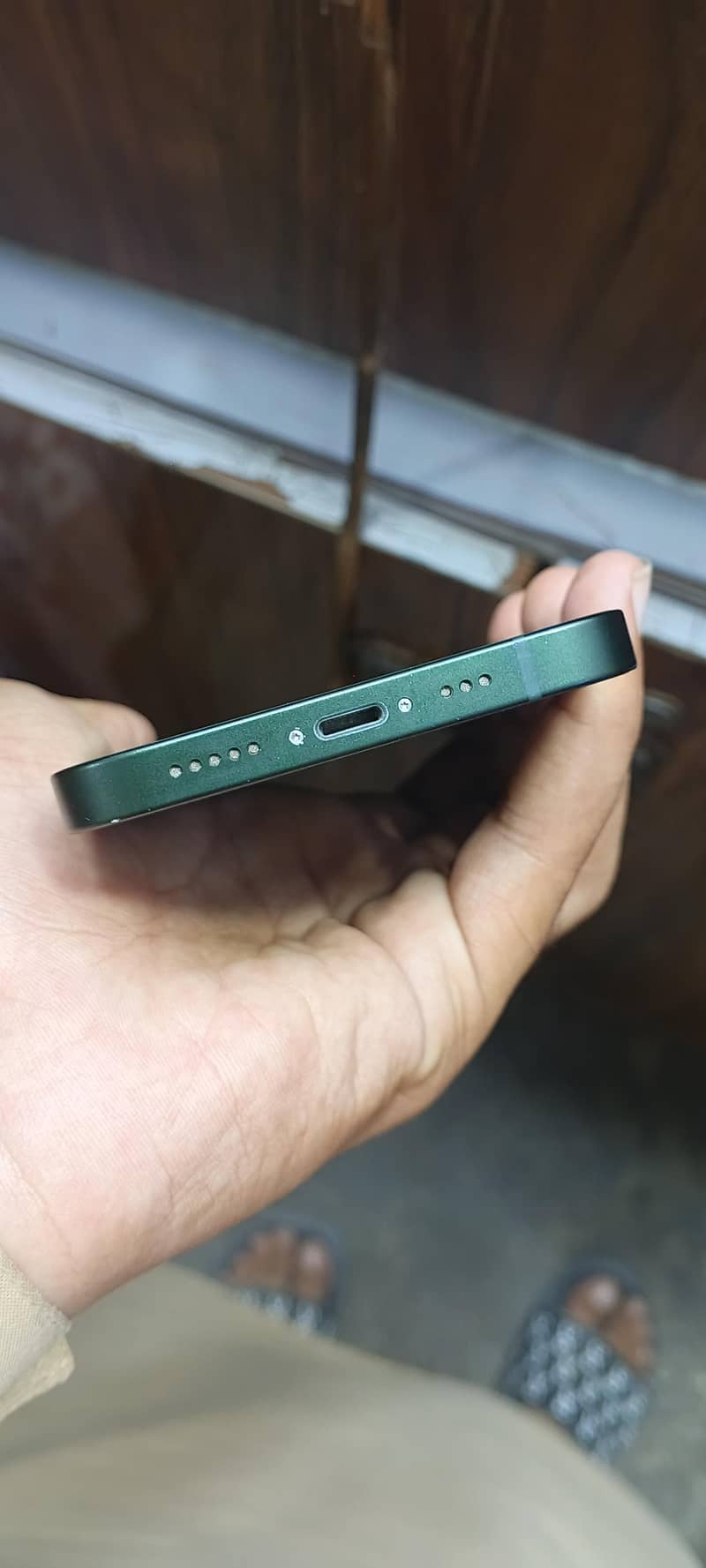 Apple iPhone 13 5
