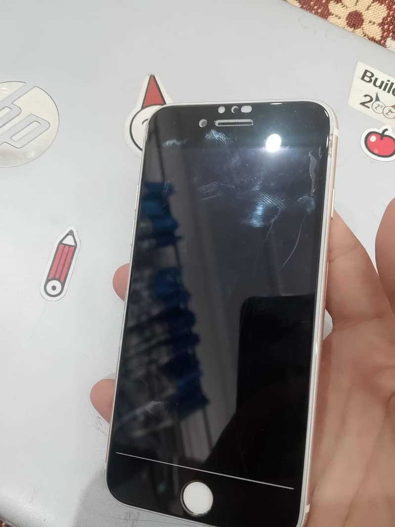 Apple iPhone 7 2