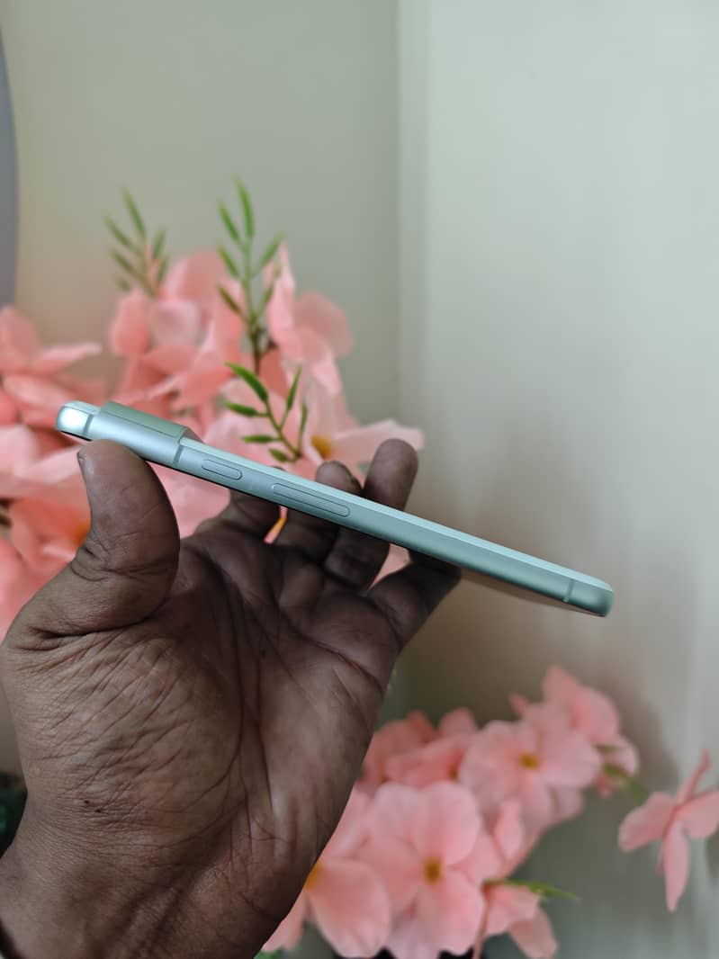 Google Pixel 8 approved 10