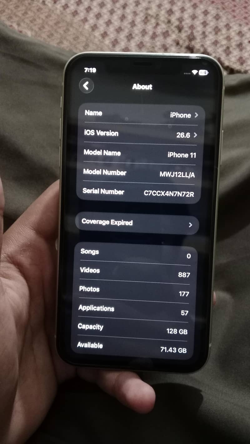 Apple iPhone 11 7