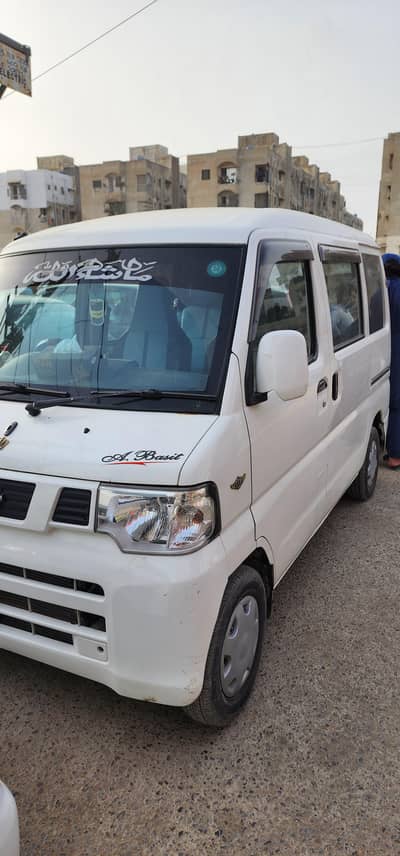 Nissan Clipper 2012