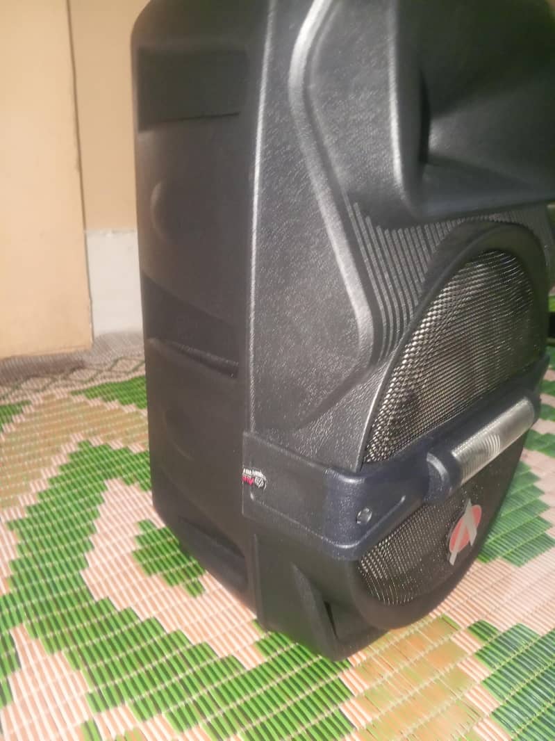 speakar 2