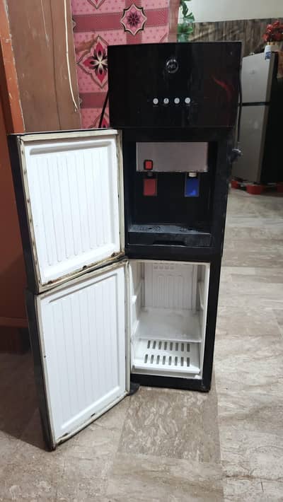 Water dispenser