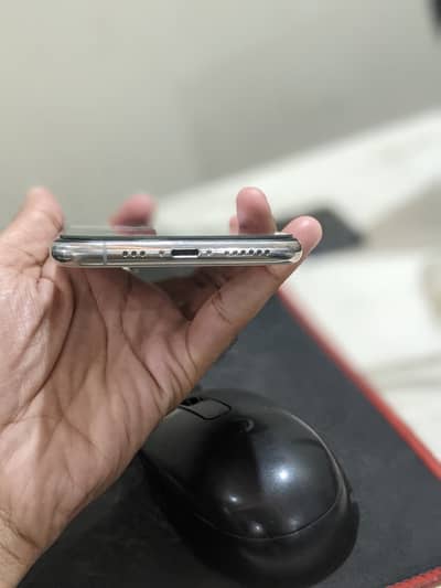 Apple iPhone XS