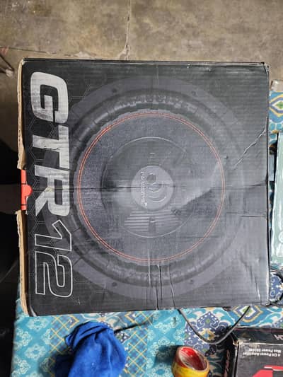 Massive audio GTR 12 1000 watts 1000 RMS