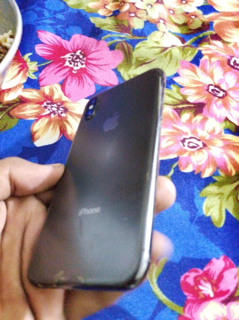 Apple iPhone X 0