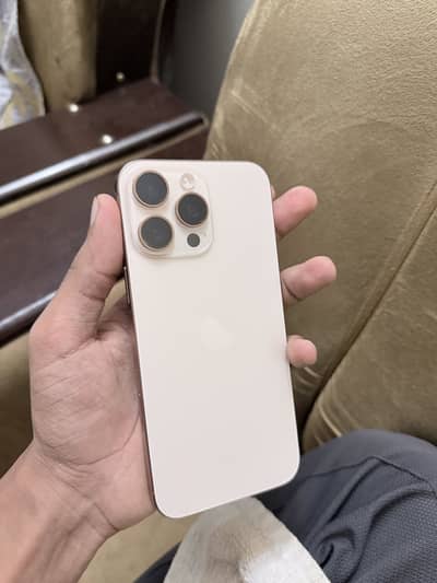 Apple iPhone 16 Pro Max