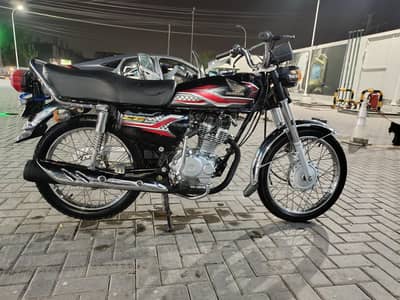 Honda 125 Special black edition