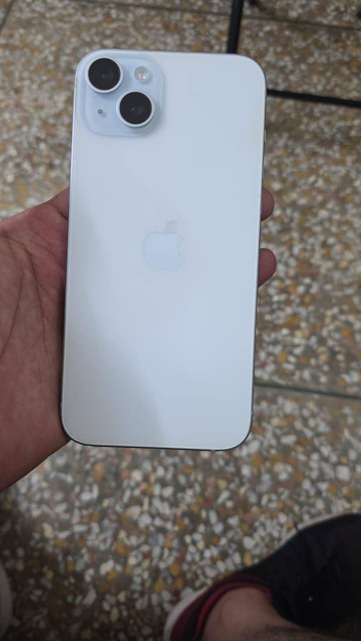 Apple iPhone 15 plus 3