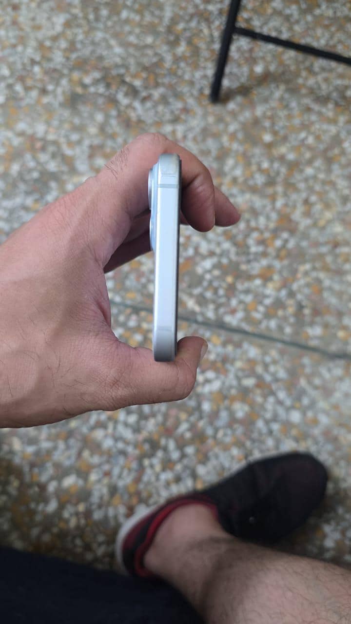 Apple iPhone 15 plus 5