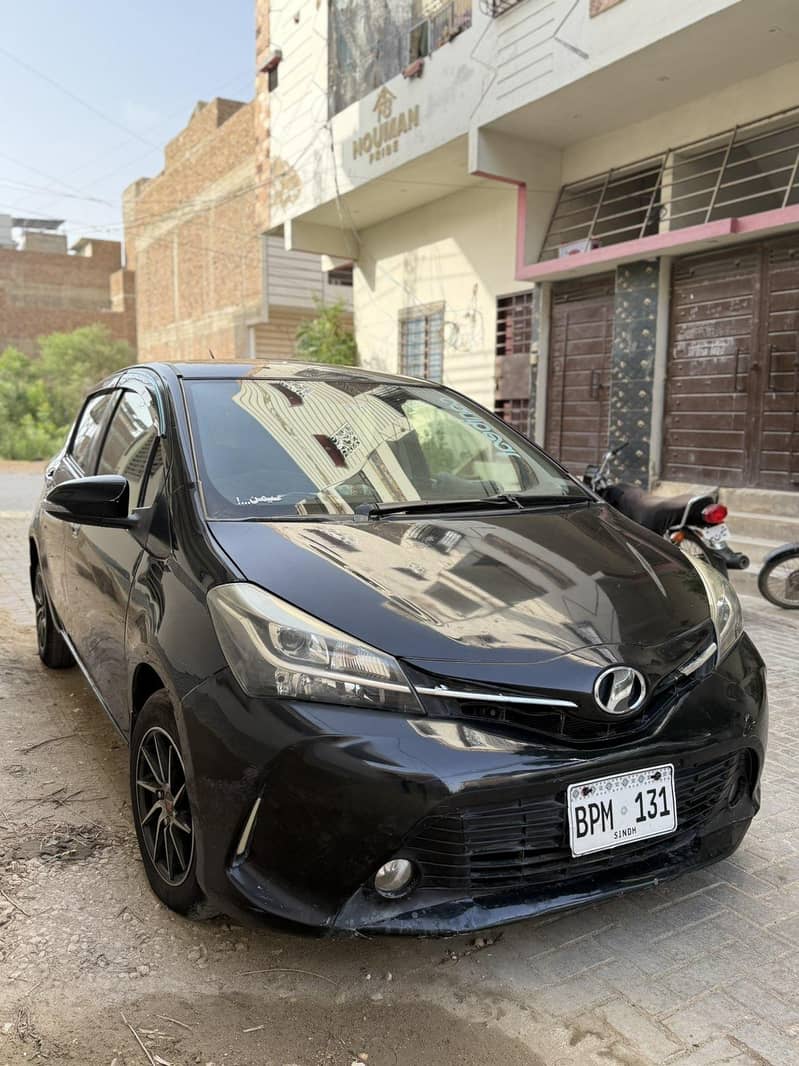VITZ 2015 FULL OPTION 9